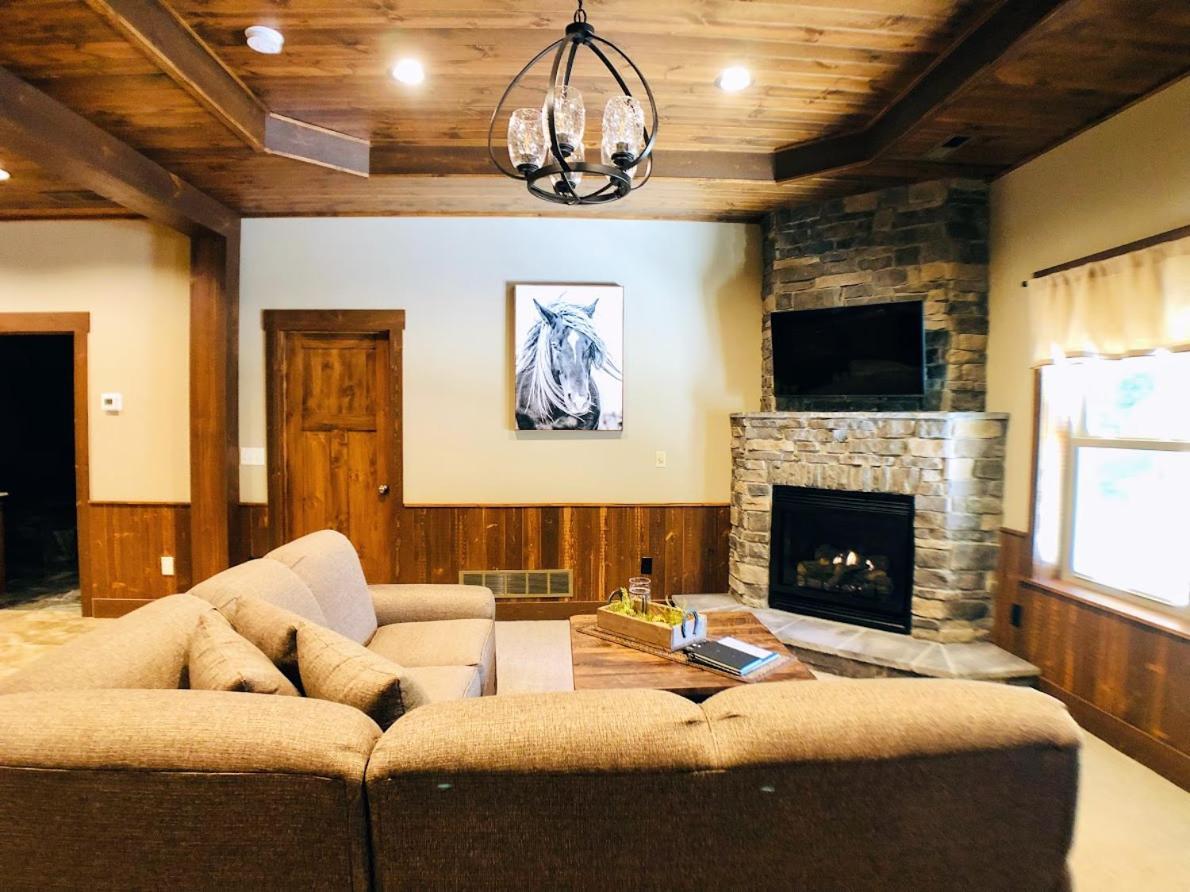 Sojourner'S Lodge & Log Cabin Suites Dundee Luaran gambar