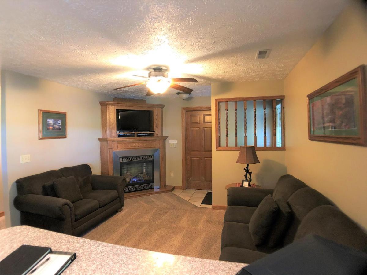 Sojourner'S Lodge & Log Cabin Suites Dundee Luaran gambar