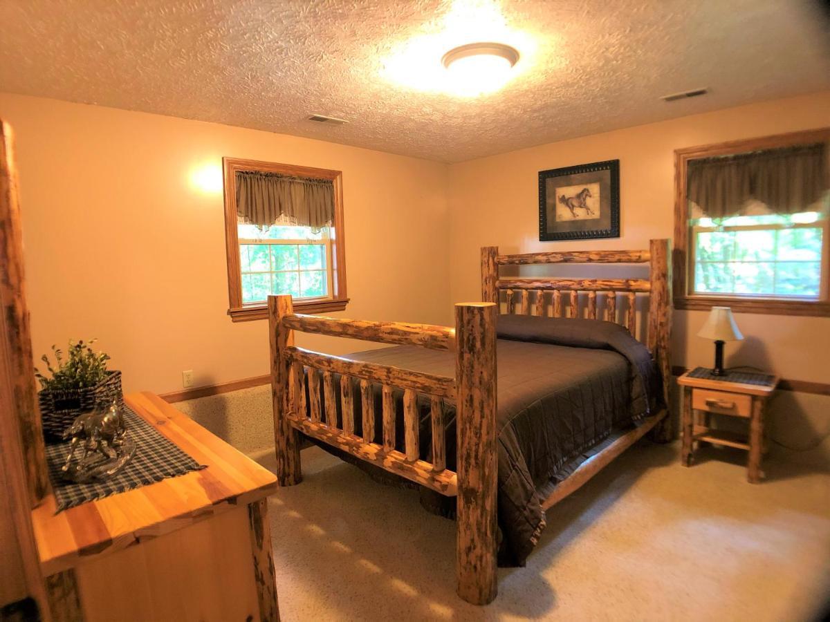 Sojourner'S Lodge & Log Cabin Suites Dundee Luaran gambar