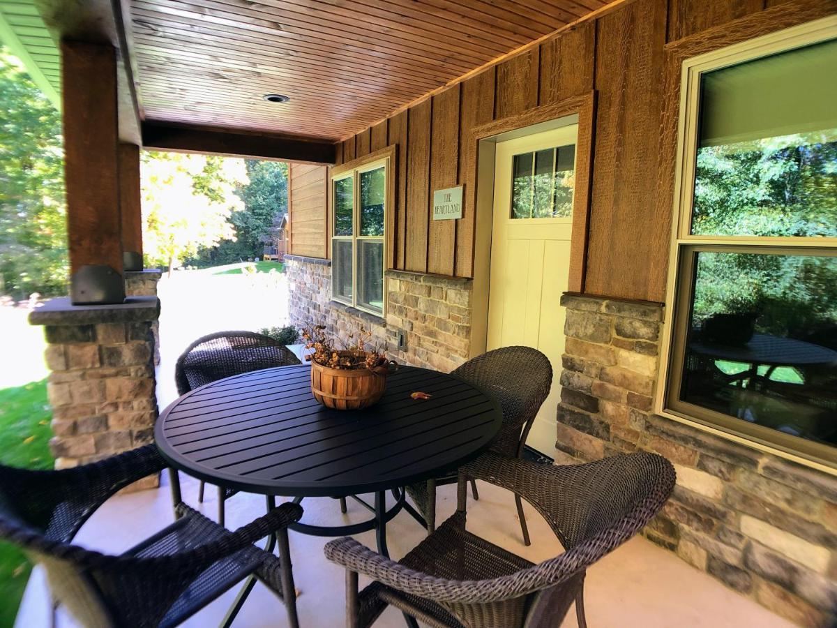 Sojourner'S Lodge & Log Cabin Suites Dundee Luaran gambar