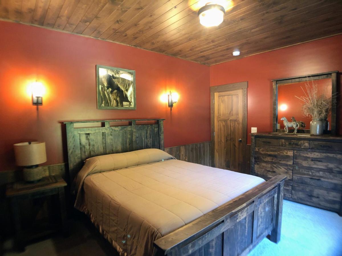 Sojourner'S Lodge & Log Cabin Suites Dundee Luaran gambar