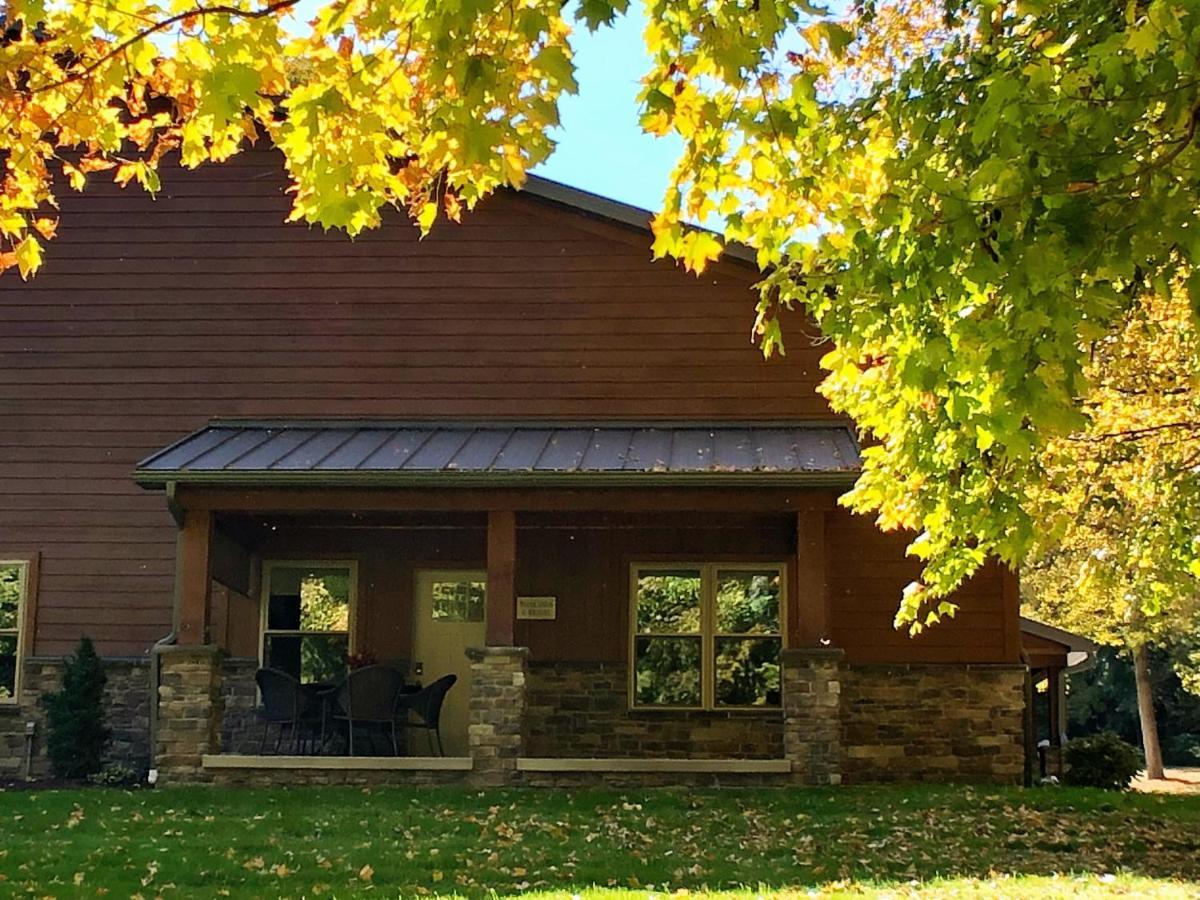 Sojourner'S Lodge & Log Cabin Suites Dundee Luaran gambar