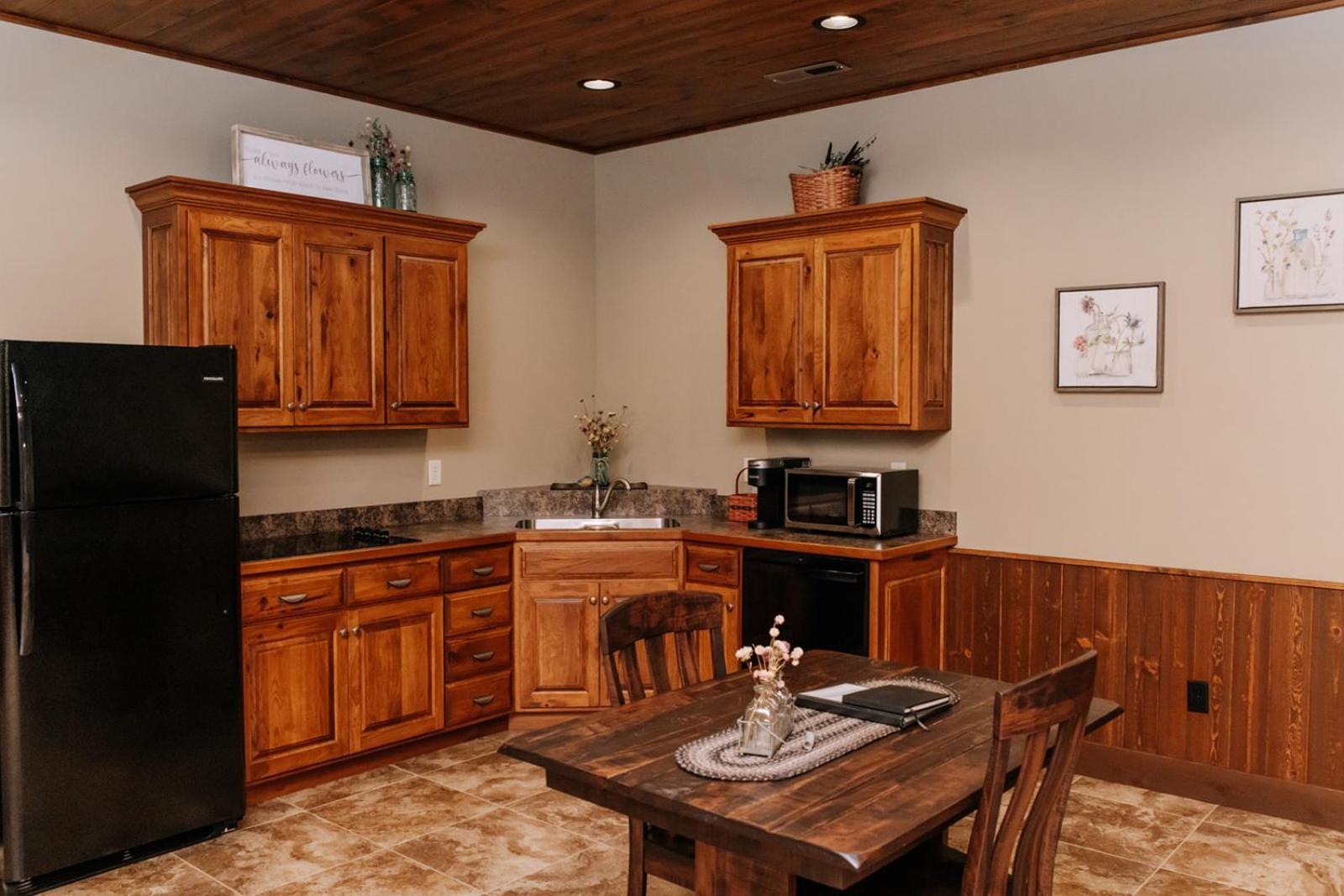 Sojourner'S Lodge & Log Cabin Suites Dundee Luaran gambar